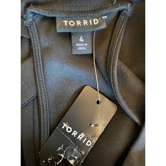 Torrid Black Jumpsuit Stretch Size 4X Minimalist Career Belt Cross Tie Back NWT - Picture 6 of 9